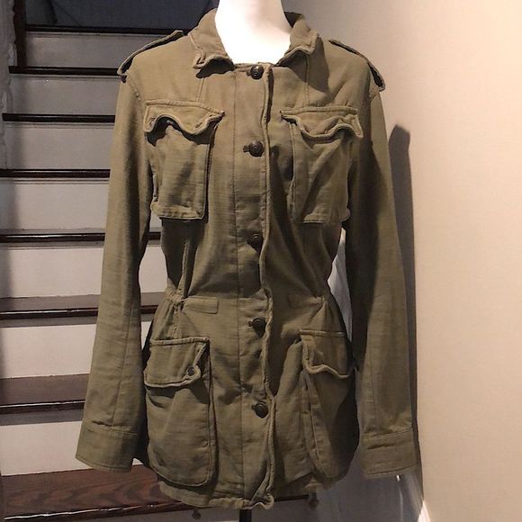 FREE PEOPLE Olive Green Toggle Waist Coat with Decorative Buttons Size LARGE